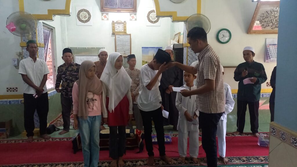 Peringati 10 Muharram, Forum Wartawan Polda Sumsel dan Kapolda Santuni 150 Anak Yatim