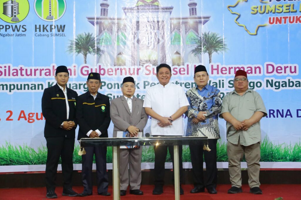 Gubernur Sumsel Ajak Alumni Pesantren Ambil Peran Strategis dalam Pembangunan Agama