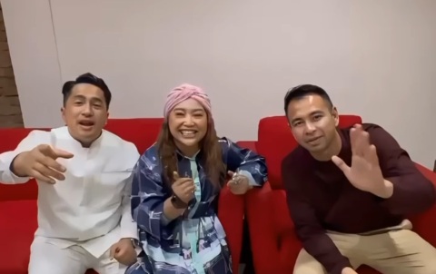 Komedian Mpok Alpa Meninggal Dunia
