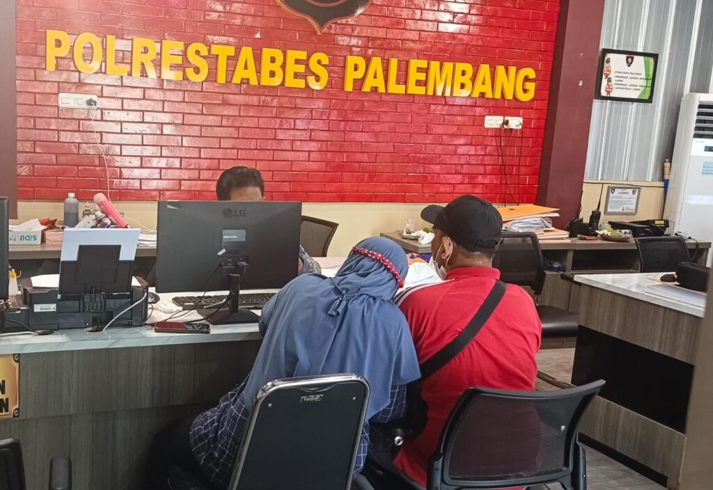 Guru Bahasa Inggris di Palembang Teror Mantan Murid, 15 Driver Ojek Online Datangi Rumah Korban