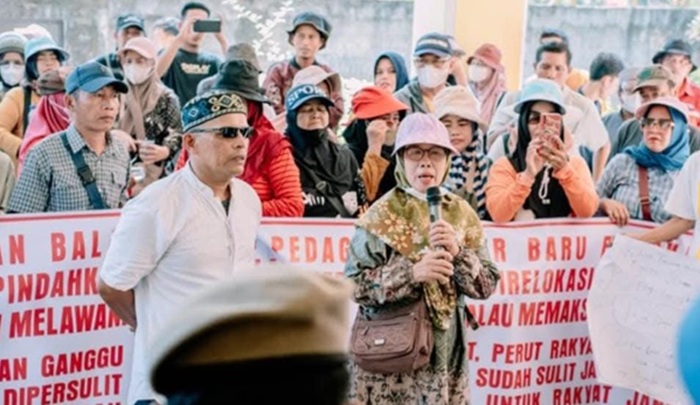 Tolak Pindah Ke Pasar Cangkring, Persatuan Pedagang Pangkalan Balai Geruduk DPRD Banyuasin