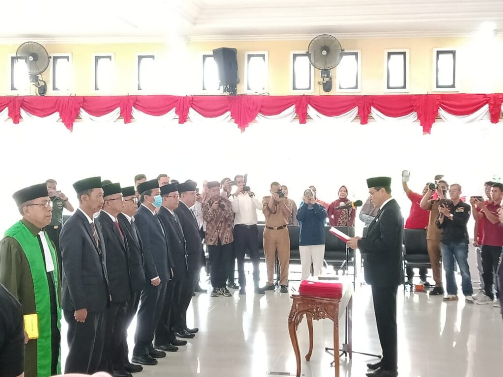 Bupati Muara Enim Rotasi 6 Pejabat, Berikut Daftarnya