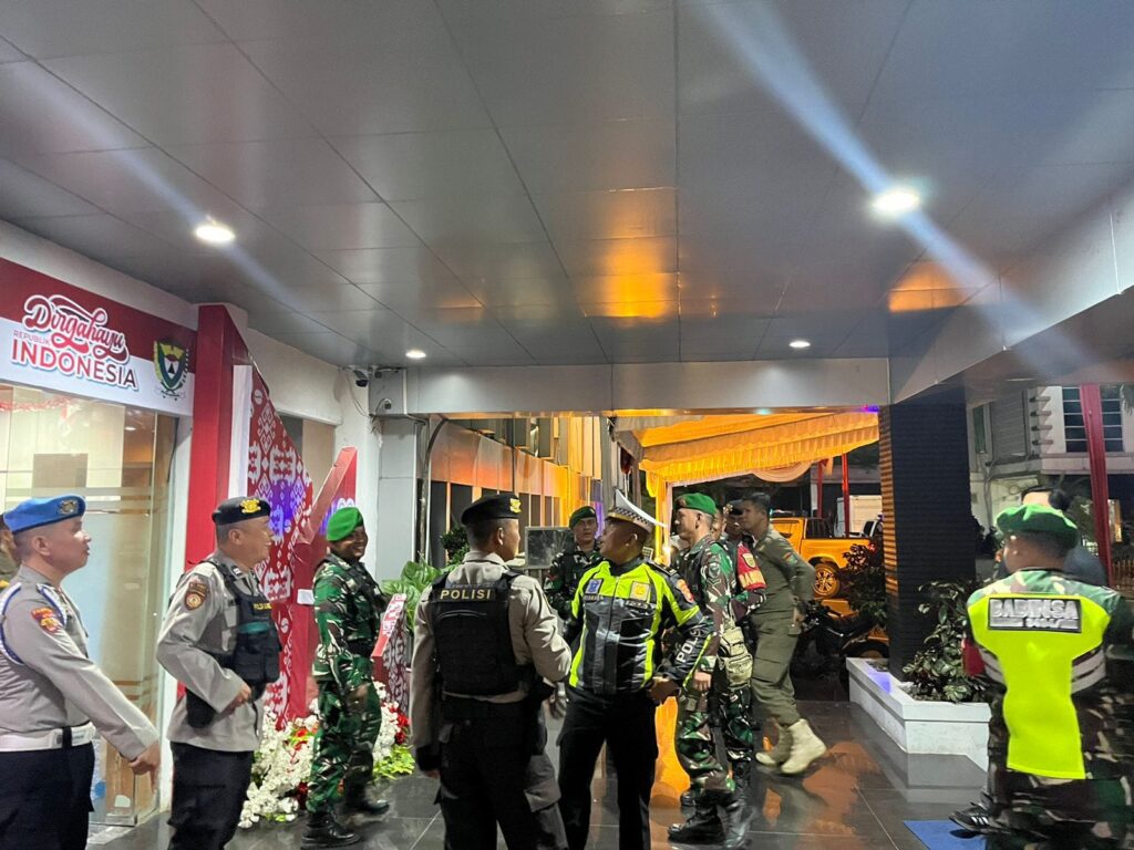 Polres Muara Enim-TNI Gelar Patroli Skala Besar, Kawal Keamanan Warga