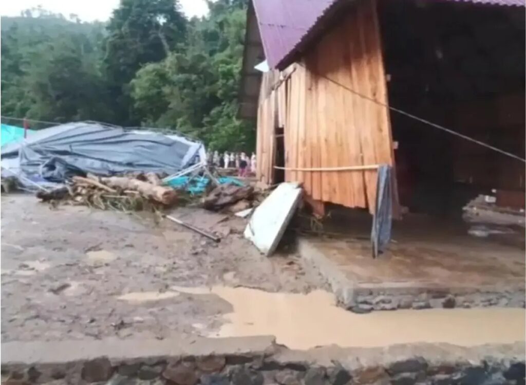 Banjir Bandang Terjang OKU Selatan, Tiga Warga Tewas dan Rumah Hanyut