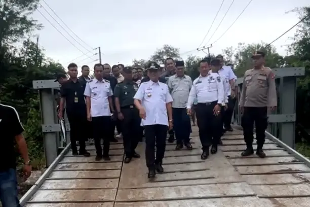 Jembatan Bailey di Empat Lawang Diresmikan, Hanya Motor dan Mobil Kecil yang Boleh Melintas