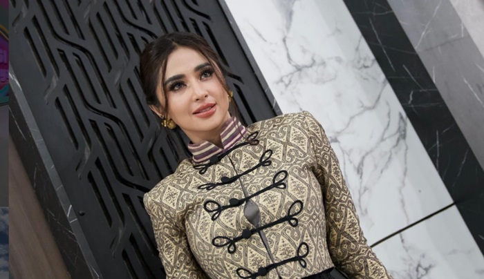 Nama dan Foto Dicatut, Dewi Perssik Tempuh Jalur Huku