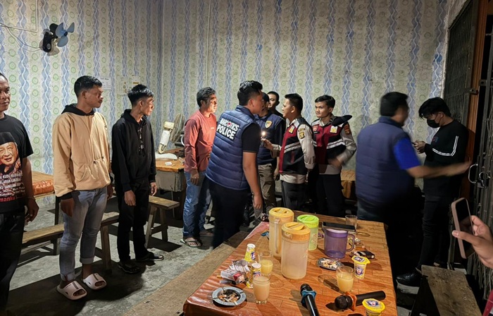Peredaran Miras Ilegal di OKU Timur Marak, Kapolres Tertibkan Cafe Remang-remang di Belitang