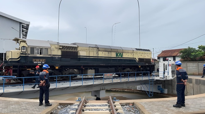 Tingkatkan Keamanan Perjalanan Kereta Api, KAI Divre III Palembang Optimalkan Jalur Putar