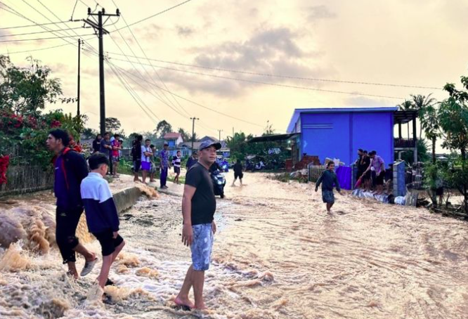 Jalan Retak dan Rumah Terendam, Banjir-Longsor Landa Curup