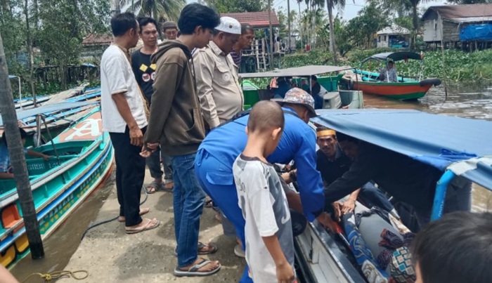 Ditolak Speedboat Umum, Ambulans Apung Polairud Sumsel Antar Jenazah Warga Upang hingga Sungsang