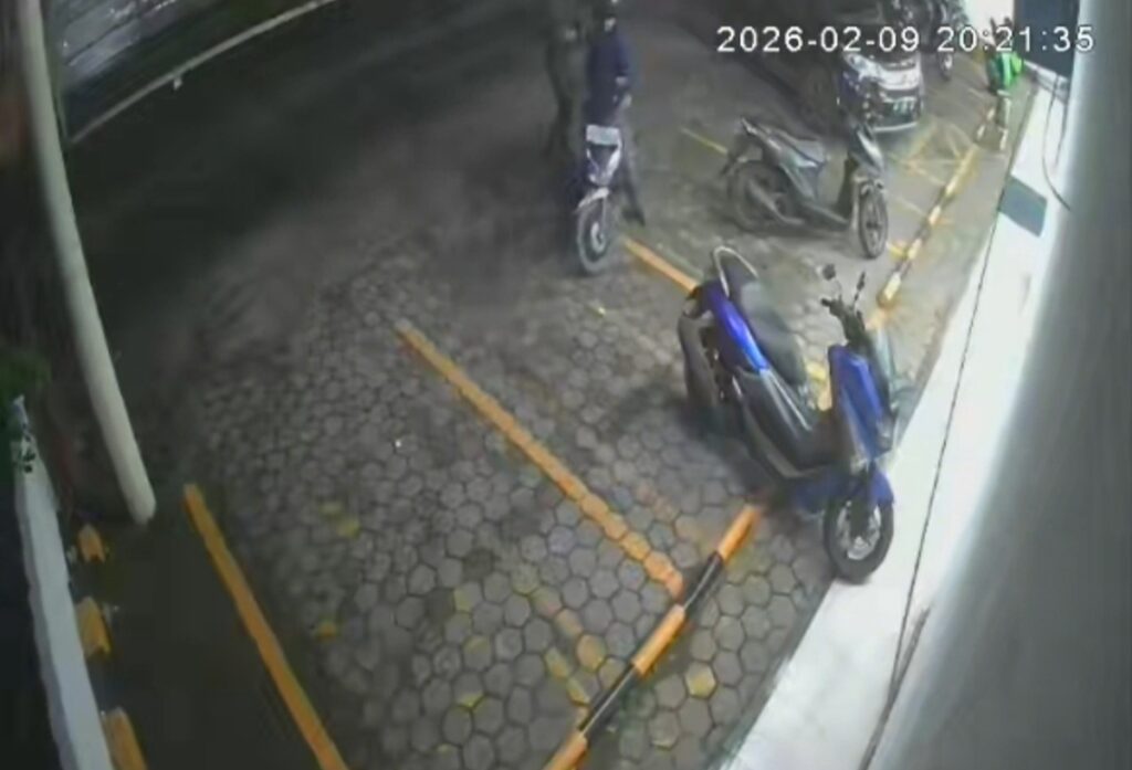 Ditinggal Beli Roti di Minimarket, Lansia di Palembang Jadi Korban Curanmor