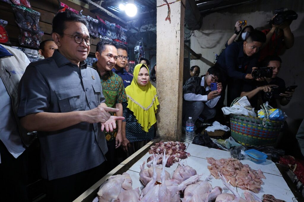 Dampingi Mendag, Wali Kota Palembang Pastikan Harga dan Ketersediaan Sembako Jelang Ramadan