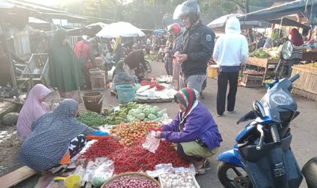 Pasokan Belum Lancar Usai Lebaran, Bahan Pokok di Pagar Alam Masih Melonjak