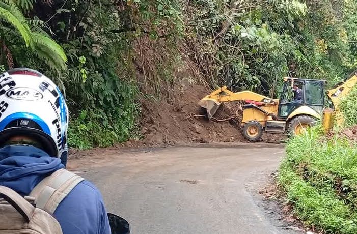 Jalur Liku Lematang Rawan Longsor, Pengendara Diminta Ekstra Hati-hati