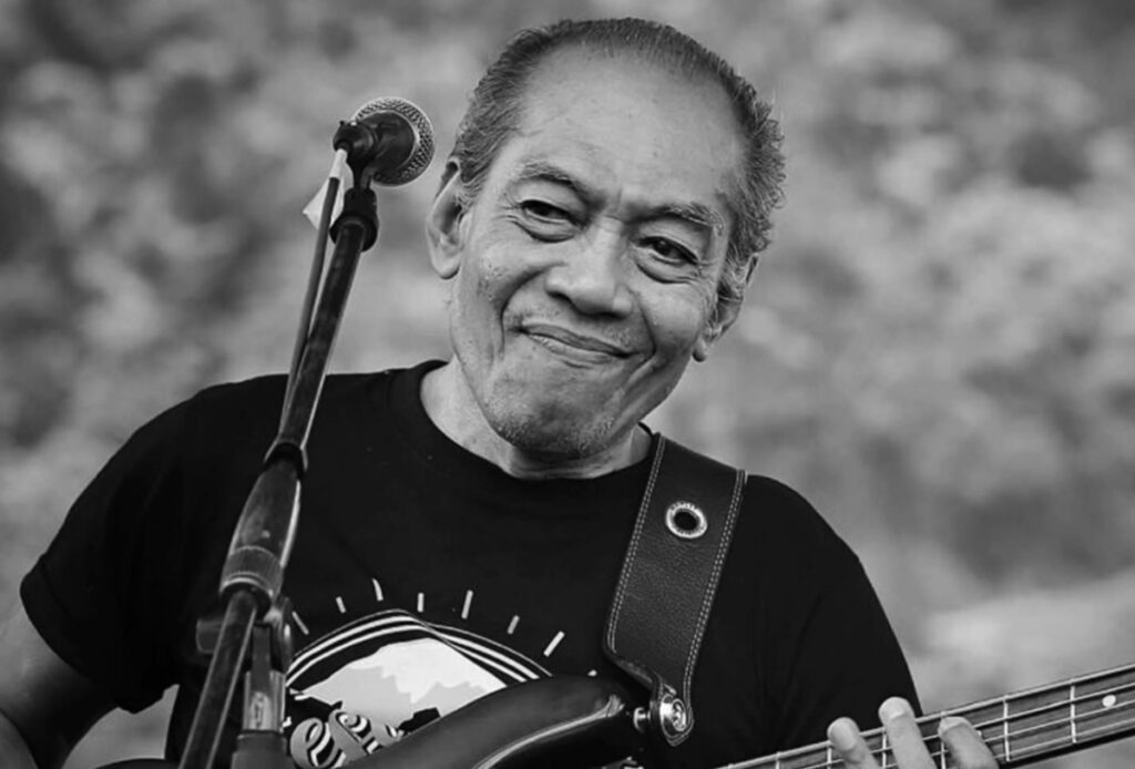 Bassist dan Pendiri God Bless Donny Fattah Meninggal Dunia