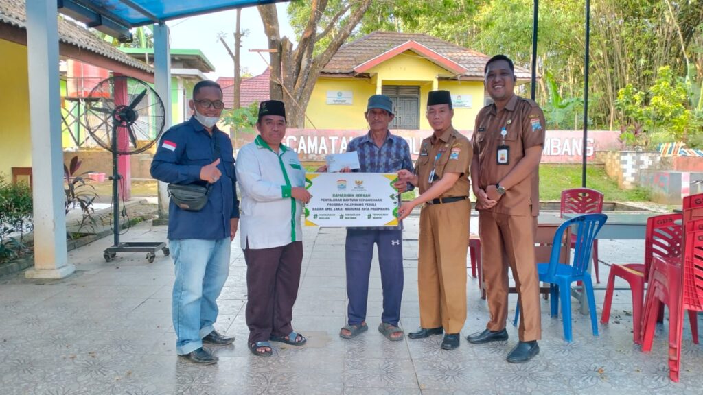 Rumah Warga Gandus Roboh Diterpa Angin, Baznas Salurkan Bantuan Rp5 Juta