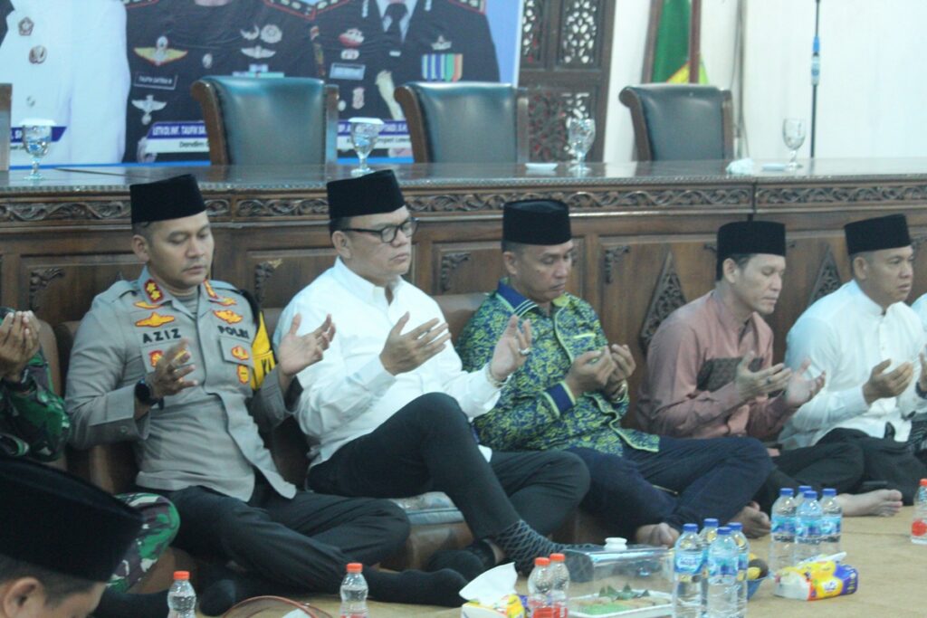 Doa Bersama Pergantian Tahun 2025, Sambut 2026 dengan Optimisme