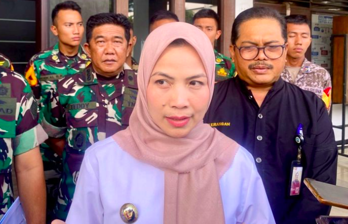 Bupati Serang Pilih Tak Gunakan Mobil Dinas, Dana Dipakai untuk Bantuan Warga