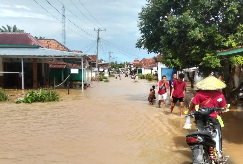 Debit Air Sungai Rupit Meningkat, Ribuan Rumah di Muratara Terendam Banjir