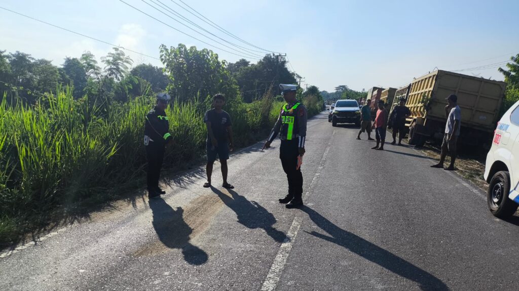 Pengendara Motor Tewas Usai Tabrakan dengan Truk Canter di Musi Rawas