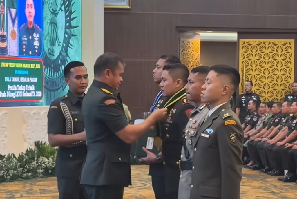 Letkol Teddy Indra Wijaya Lulus Seskoad 2026, Raih Predikat Penulis Taskap Terbaik