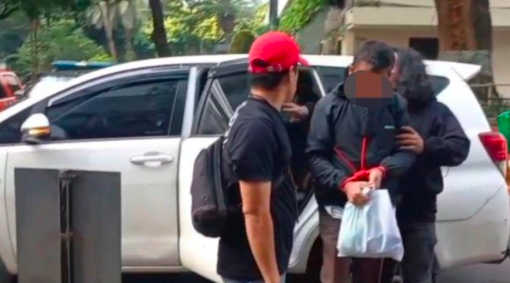 Sopir Taksi Online yang Viral Ngamuk dan Rusak Mobil di Tol JORR Ditangkap Polisi