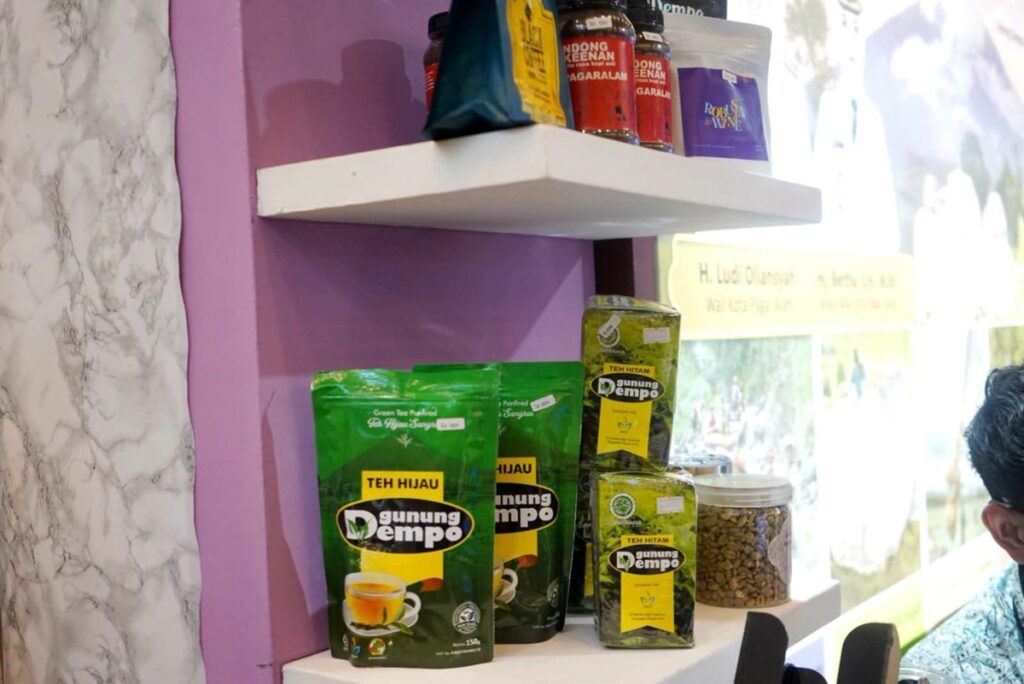 Perkenalkan Produk Unggulan Pagar Alam, Kopi dan Teh Dempo Tampil di Ajang APEKSI Medan
