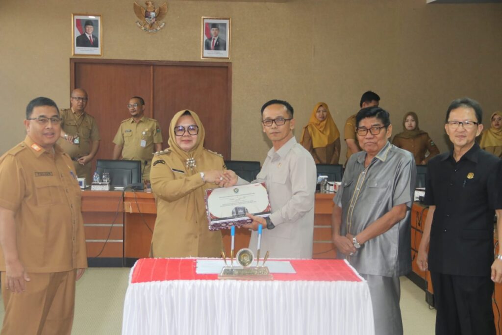 Serahkan Raperda Pertanggungjawaban APBD 2025, Realisasi Belanja Muara Enim Capai 89,54 Persen