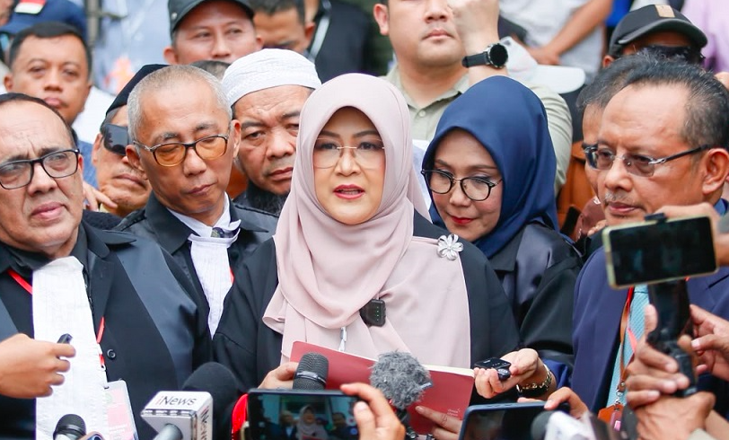 dr Tifa: Jokowi Baru Terbuka Mengaku Lulusan UGM pada 2017