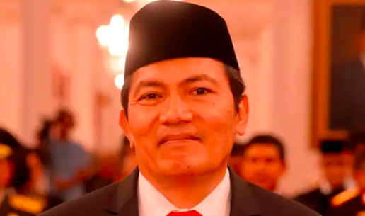Saut Situmorang: KPK Harus Berani Ambil Alih Kasus Febrie Jika Tak Ada Perkembangan