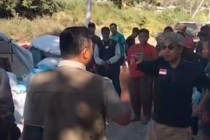 Viral Emosional soal Bantuan Gempa, Camat Lambaleda Utara Mengundurkan Diri