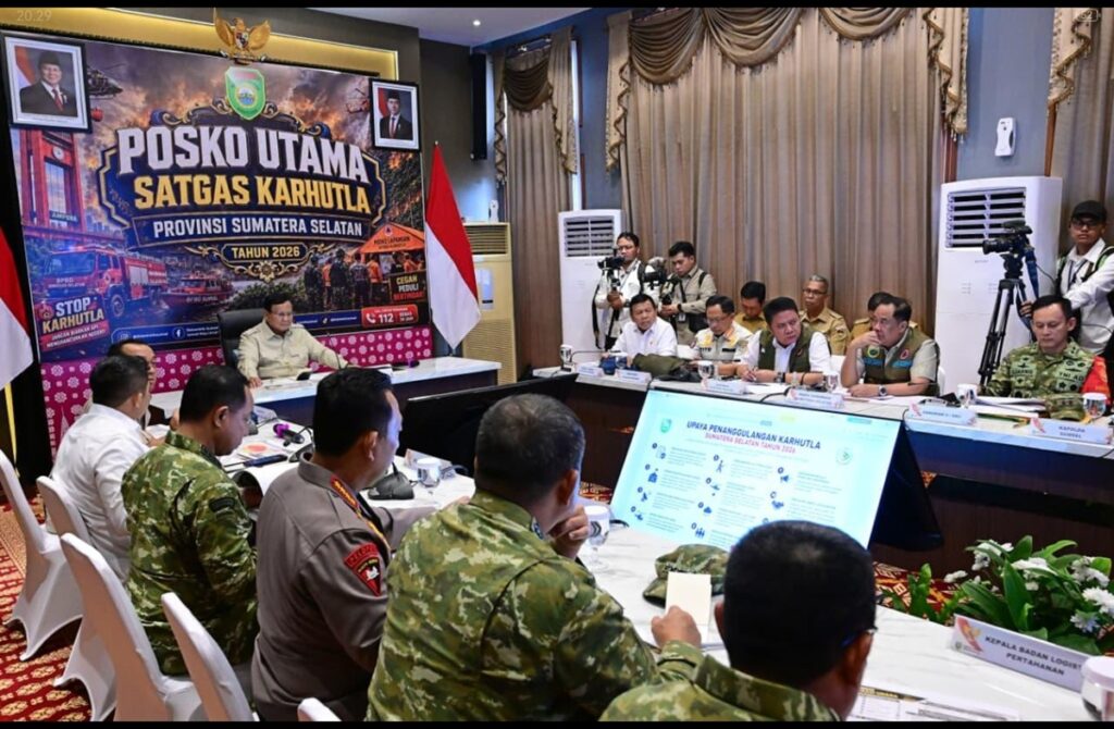 Prabowo Pantau Karhutla Jambi dan Lampung, Minta 100 Hektare di Way Kambas Segera Dipadamkan