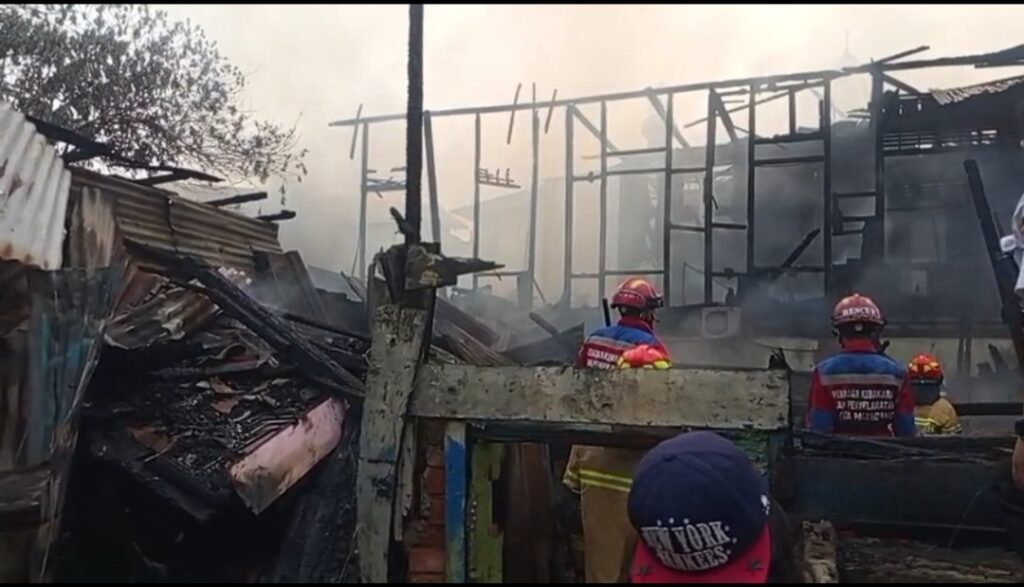 Dua Rumah di Pasar 26 Ilir Palembang Hangus Terbakar, Diduga Dibakar ODGJ