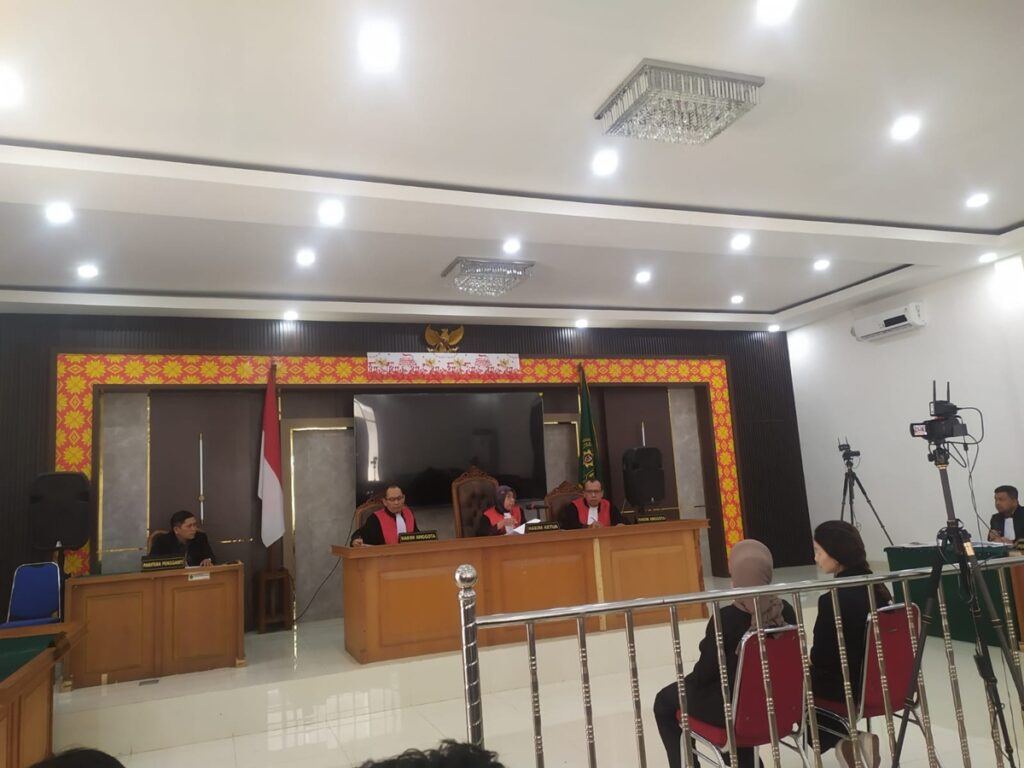 JPU KPK Ungkap Aliran Uang Kasus Smart Board-Chromebook, Bupati Muara Enim Edison Disebut Terima Rp3,3 Miliar