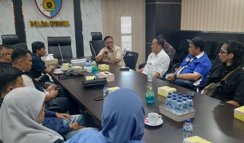 Turun Ke Palembang, Kompolnas RI Minta Polda Sumsel Tuntaskan Kasus Pengeroyokan Dua Jurnalis