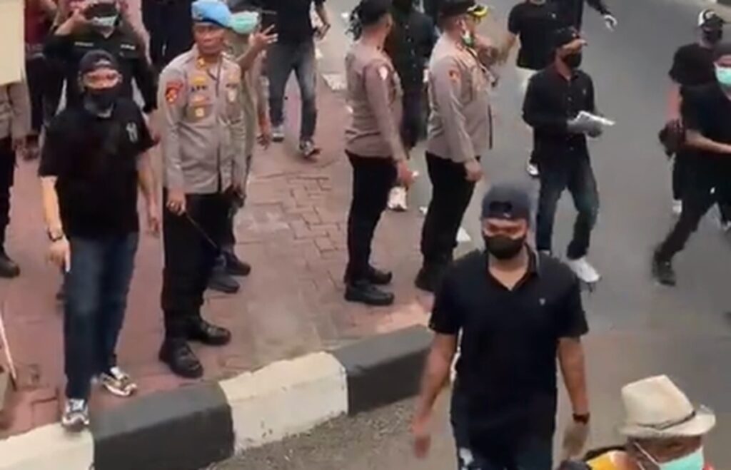 Pengamat Endus Dugaan Kelalaian Saat Bentrok Massa di Halaman Polda Sumsel