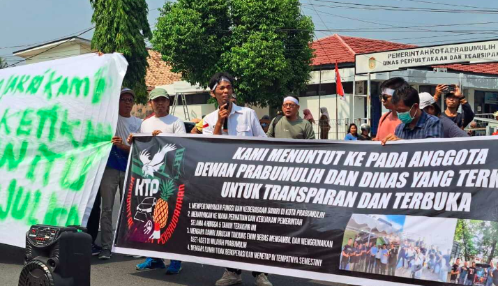 Demo ke DPRD, Sopir Travel Prabumulih Minta Damri Dievaluasi